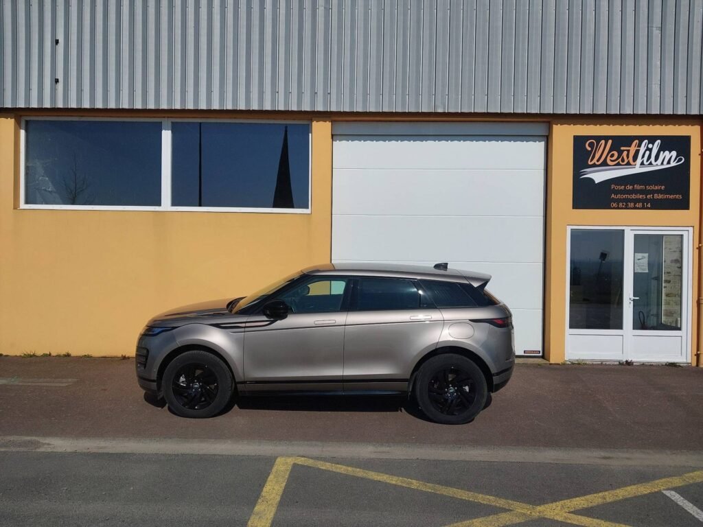 Installation de film solaire pour vitrages à Rennes