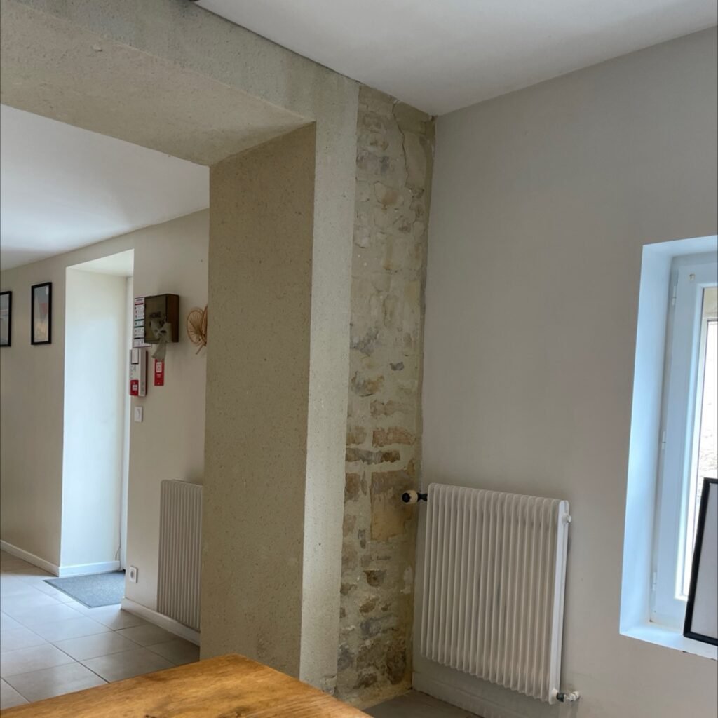 Rénovation de pilier en pierre à Paris