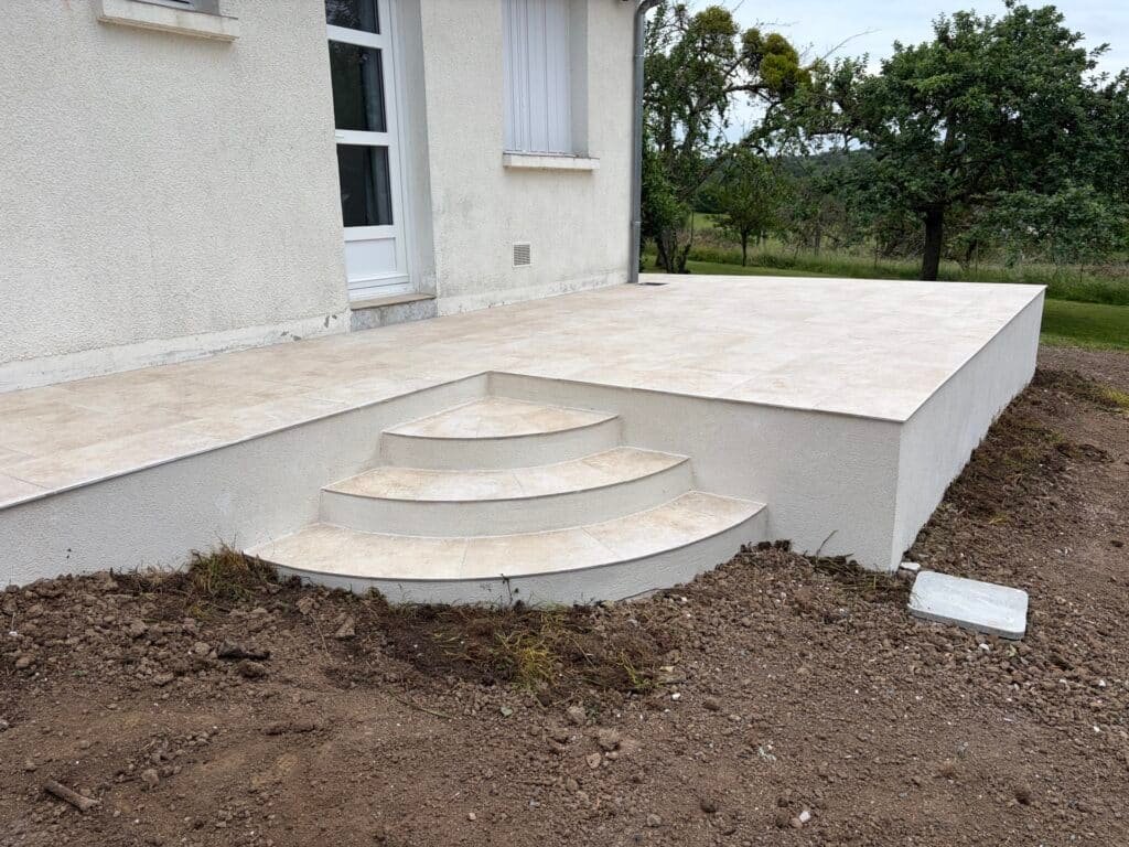 Installation de terrasse carrelée à Amiens
